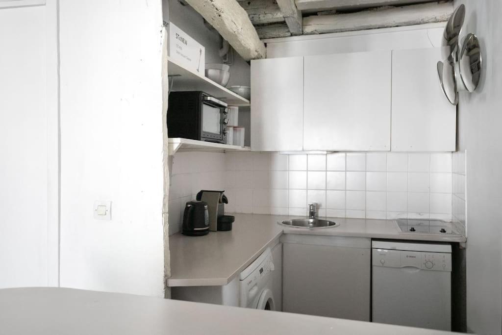 Joli Duplex Au Coeur Du Marais Διαμέρισμα Παρίσι Εξωτερικό φωτογραφία